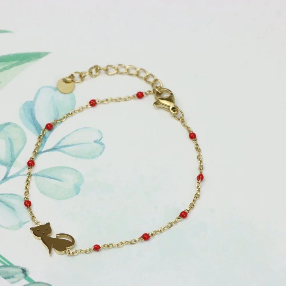 Charming Gold Plated Yellow Cat Bracelet with Red Beads, XPBL0663